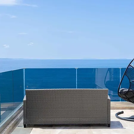 Beachfront Luxury Penthouse