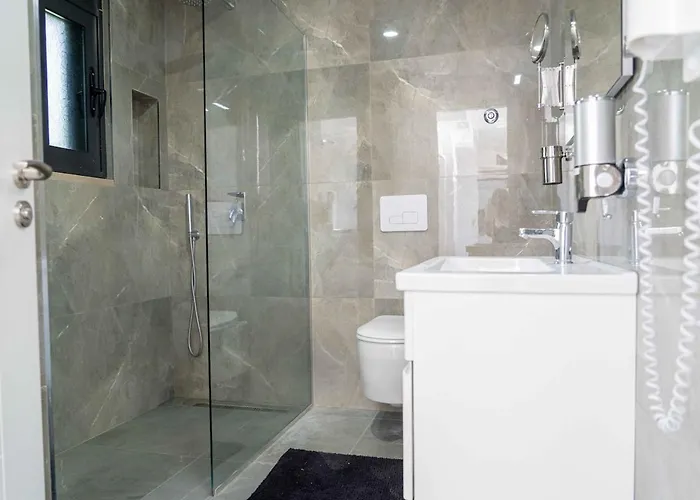 Beachfront Luxury Penthouse Saranda